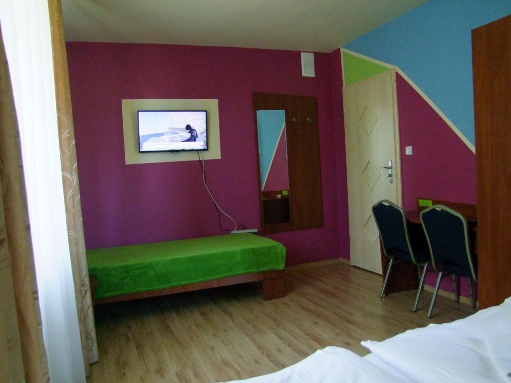 Warnenczyka 85A Bezplatny Parking, Faktura, Prywatna Lazienka, Klimatyzacja Rzeszów Chambre photo