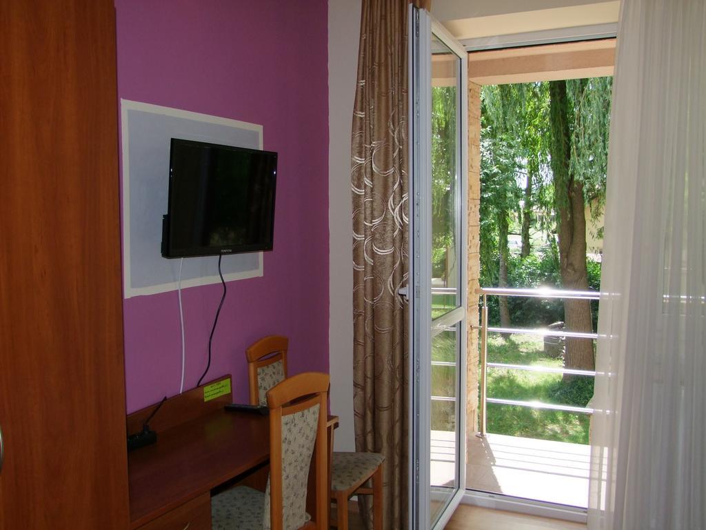 Warnenczyka 85A Bezplatny Parking, Faktura, Prywatna Lazienka, Klimatyzacja Rzeszów Chambre photo