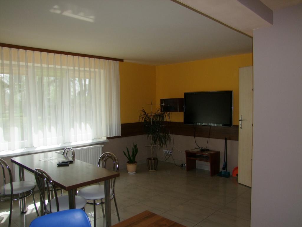 Warnenczyka 85A Bezplatny Parking, Faktura, Prywatna Lazienka, Klimatyzacja Rzeszów Extérieur photo